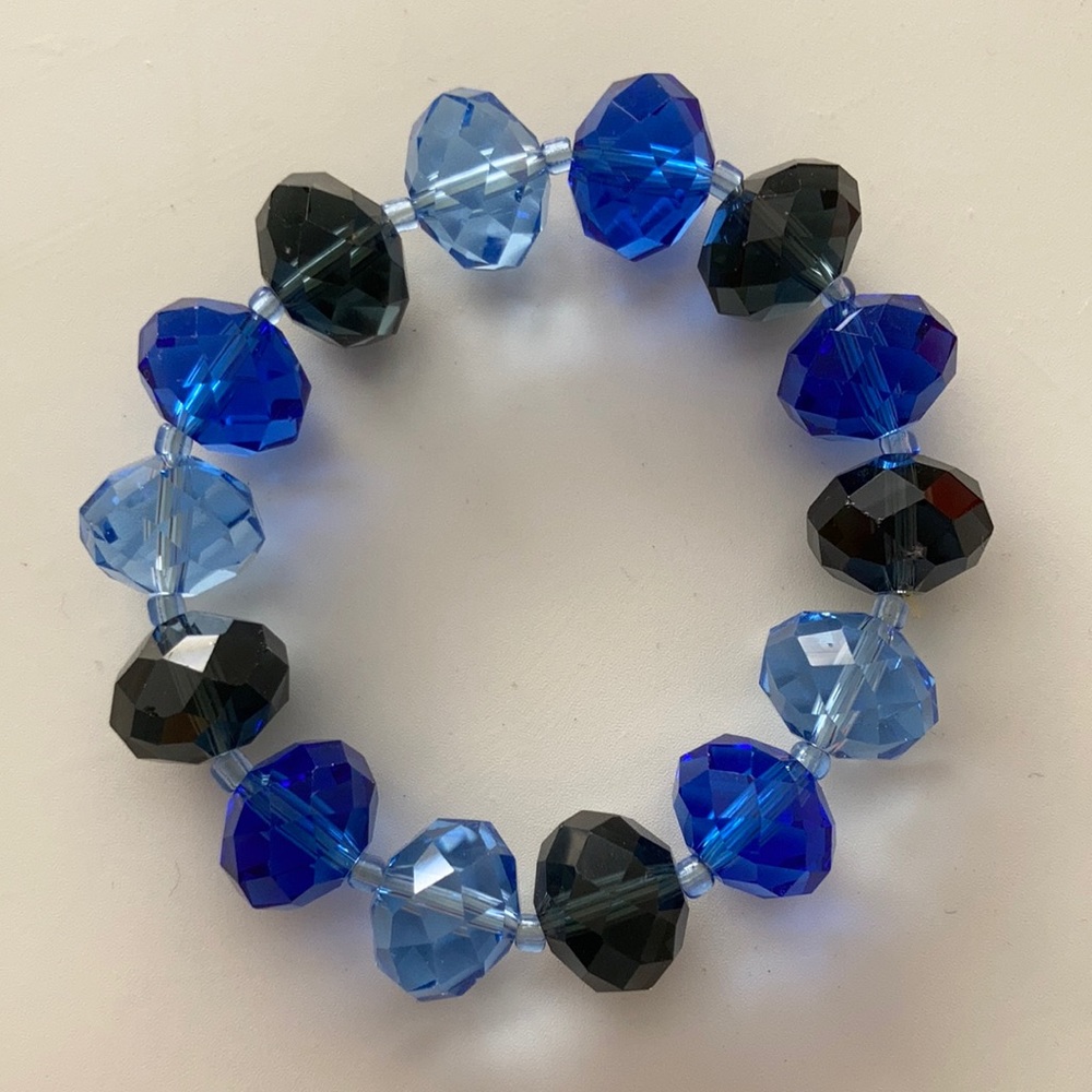 Chunky Blue Beaded Elastic Bracelet NWOT